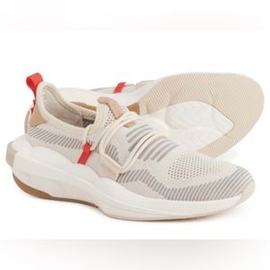 Sorel Explorer Defy Low Sneakers Size 8